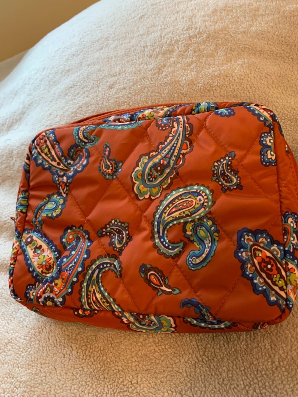 Vera Bradley Essential Cord Organizer Manor Paisley orange teal ultralight